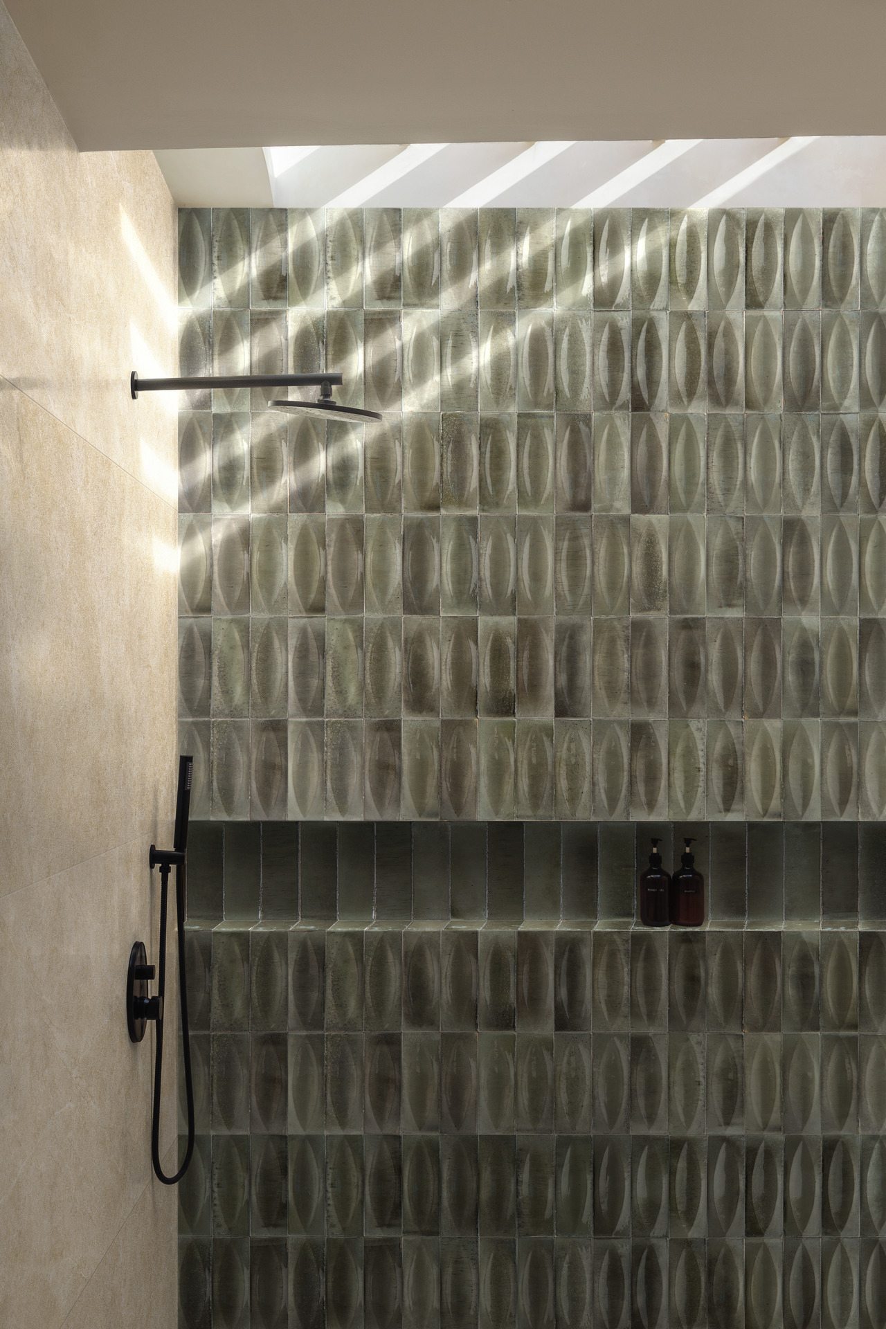 ragno realstone argent 023.jpg